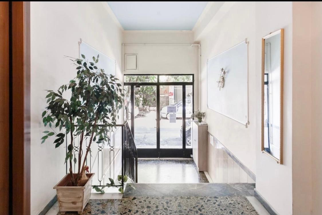 Your "Home Away From Home" - Phillopapou Hill Atenas Exterior foto